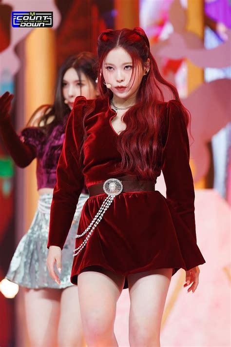 Pin By Fer On Kpop Stage Outfits Stage Outfits Red Leather Jacket