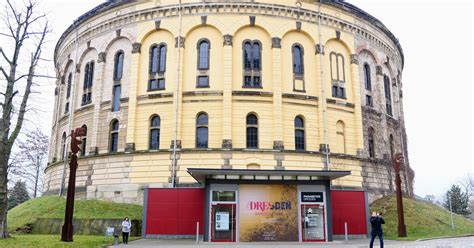 Dresden Faszinierende Reise In Den Regenwald Panometer Mit Einer