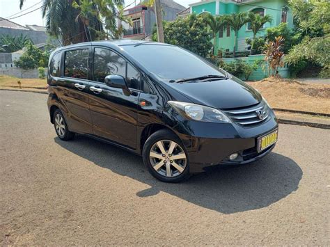 Honda Freed PSD MATIC 2010 Mobil Bekas 910962705