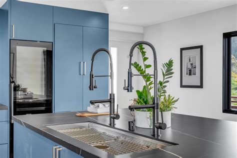 1 Twin Peaks Boulevard