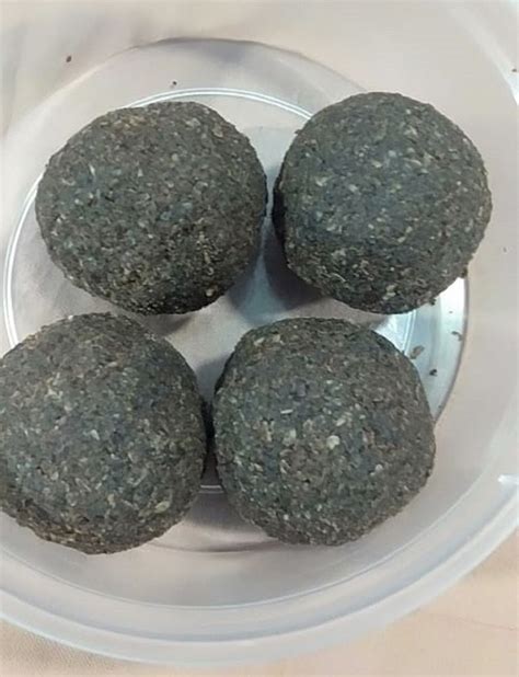 Jaggery Chikki Black Sesame Laddu 250g Packaging Size 4 Pieces At Rs