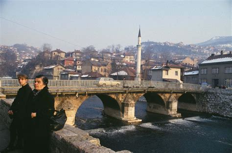 Du Anka Je Rat Provela U Sarajevu A Pri A O Njenim Delima Tokom Rata