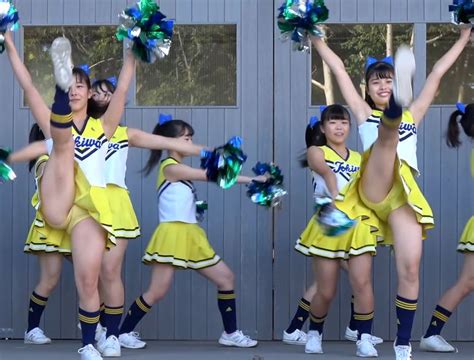 弾ける笑顔に高さのあるハイキック！文化祭で行われたjkチアダンス部のイベント映像の資料価値が高い件！パート1 ちょっとエッチな動画紹介