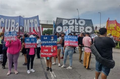 Organizaciones Sociales Se Manifestaron En Jujuy Contra El Ajuste De