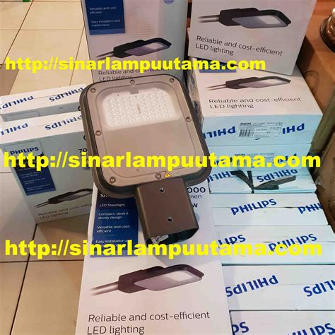 Lampu Jalan Philips Brp Led Cw W V Dm Gm Sinar Lampu Utama