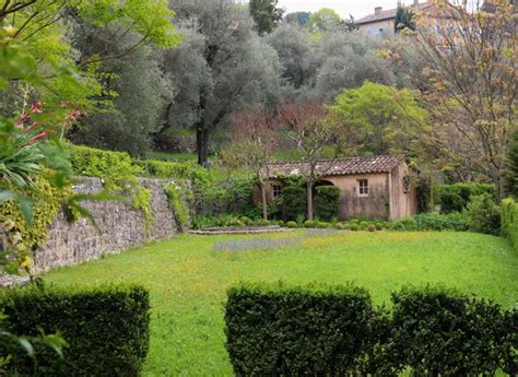 Découvrez le jardin enchanteur de la Villa Noailles à Grasse