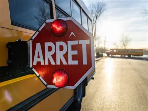 Un jeune de 17 ans écope dune amende en zone scolaire