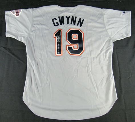 Tony Gwynn Signed San Diego Padres Jersey (JSA LOA) | Pristine Auction