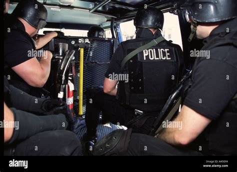 Police SWAT Team getting ready to deploy from van. Kansas City, MO. USA ...