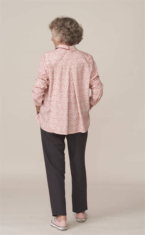 Chemise chic femme personne âgée Clara imprimé rose ForEstime