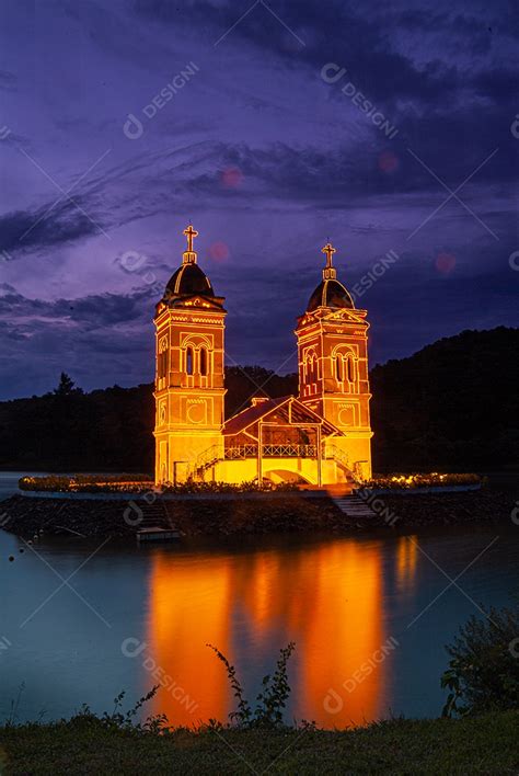 Torres da Igreja Submersa da cidade de Itá em Santa Catarina download