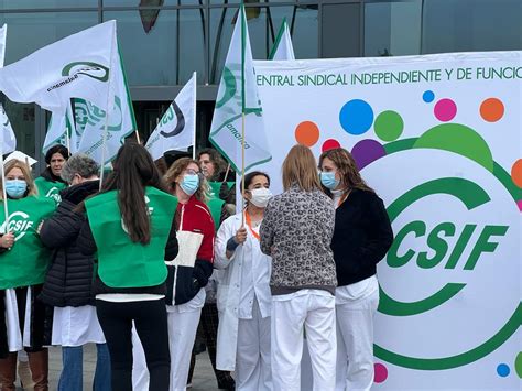 CSIF se concentra para reivindicar el anticipo de la edad de jubilación