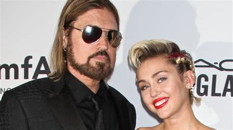 Miley Cyrus And Dad Billy Ray Perform Duet To Honor Friend Who Took His Own Life