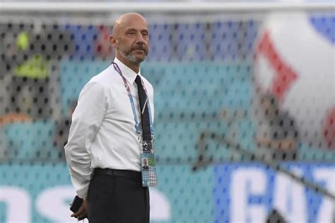 ULTIM ORA Calcio in lutto è morto Gianluca Vialli MagicoNapoli