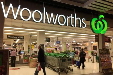 Study Woolies Still Our Number One Grocer But You Can Forget About