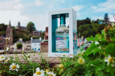 Tobermory Hebridean Gin Review Travel Distilled Scottish Gin Dried