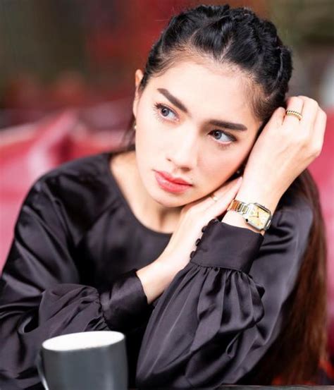 Potret Terbaru Angel Karamoy Janda Idola Bikin Netizen Mabuk Hot Sex