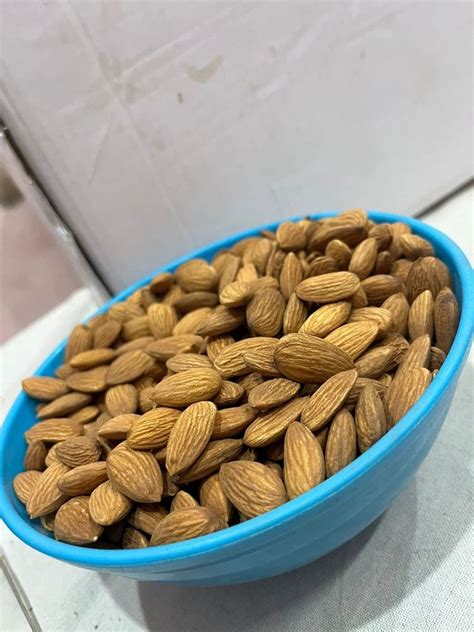 Variety Californai Almonds Loose California Almond At Rs 620 Kg In