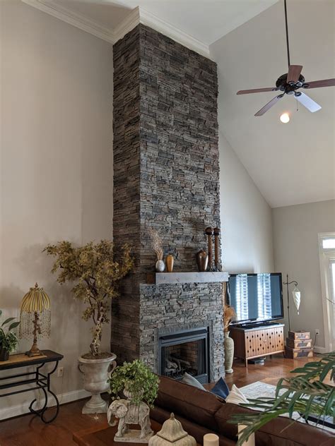 Living Rooms With Stone Fireplaces