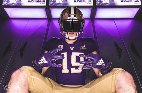 Washington Huskies Officially Unveil New Adidas Football Uniforms