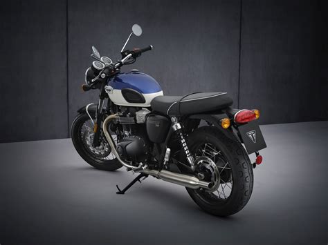 Motorrad Vergleich Triumph Bonneville T100 2022 Vs Moto Guzzi V7 Stone