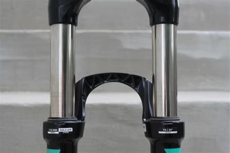 Rock Shox Xc Solo Air Tapered Qr