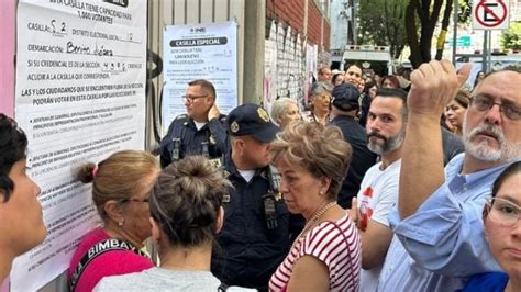 Queremos Votar Ciudadanos Protestan Por Escasez De Boletas En