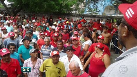 Integrantes Do MST Ocupam Sede Do Incra Na Zona Norte Do Recife