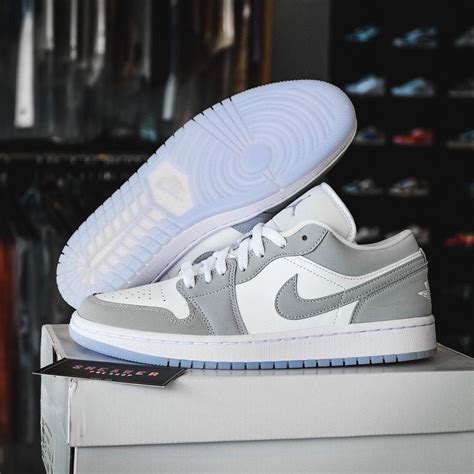 Air Jordan 1 Low Cool Grey