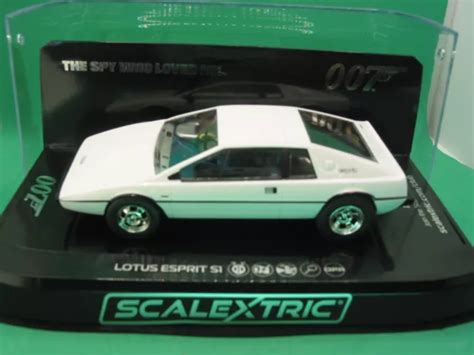 SCALEXTRIC C4229 LOTUS Esprit S1 James Bond Der Spion Der Mich Liebte