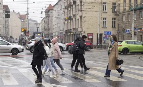 Parlament Zmieni Kodeks Pracy Wi Cej Urlopu W R I Inne Rewoluc