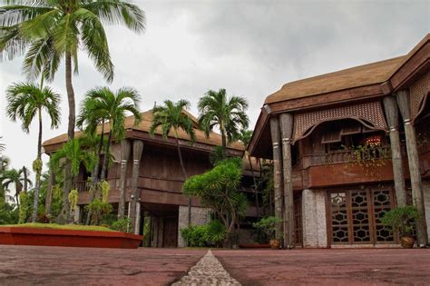 Imelda-built Coconut Palace takes ASEAN Summit spotlight | ABS-CBN News