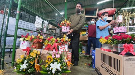 San Valentín 2021 se registra gran afluencia de personas en Mercado de