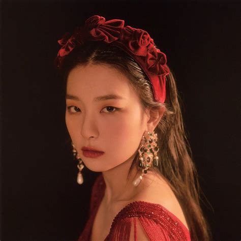 Velvet Aesthetic Red Aesthetic Red Velvet Seulgi Red Velvet Irene