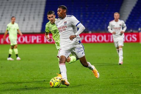 Foot OL OL Reine Adélaïde le vrai scandale du mercato Foot 01