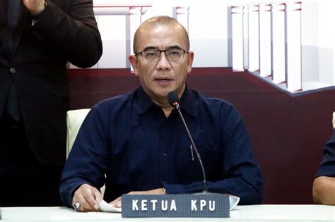 Terbukti Berbuat Asusila Ketua Kpu Hasyim Asy Ari Dipecat Dkpp Jokowi