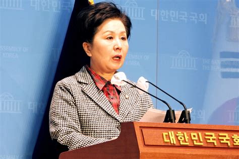 나경원 국힘 당대표 출마 임박친윤계 견제구