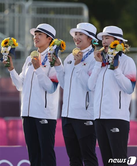 사진 한국 여자 양궁팀 올림픽 단체전 9연패 머니s