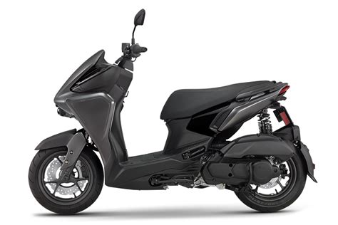 Yamaha Augur 155 4