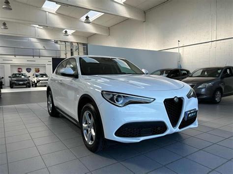 ALFA ROMEO STELVIO 2 0 TURBO 200 CV AT8 Q4 EXECUTIVE BENZINA DEL 2019 A