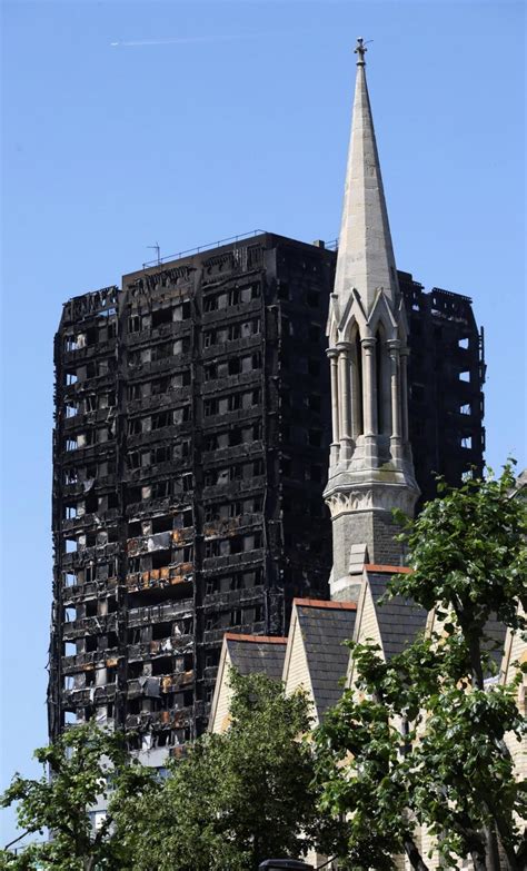 Londra Incendio Grenfell Tower Sale A Il Bilancio Delle Vittime