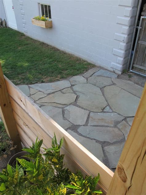 How To Build A Flagstone Patio In One Day Merrypad