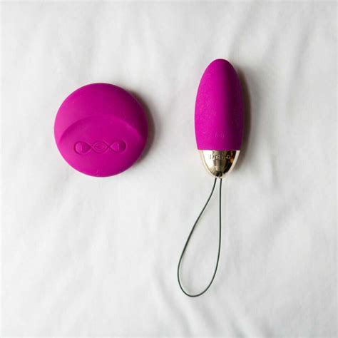 Unleash Pleasure 12 Best Vibrators To Use During Sex Mysteryvibe