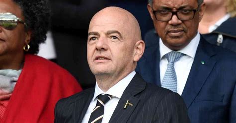 Calcio Razzismo Infantino Al Fianco Di Lukaku Insulti Inaccettabili