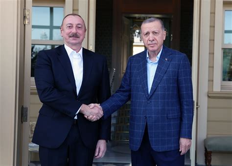 Cumhurbaşkanı Erdoğan İlham Aliyev ile bir araya geldi