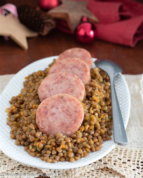 Cotechino e lenticchie la ricetta e perchè mangiarlo