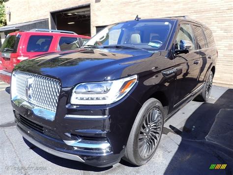 2019 Infinite Black Metallic Lincoln Navigator Black Label 4x4