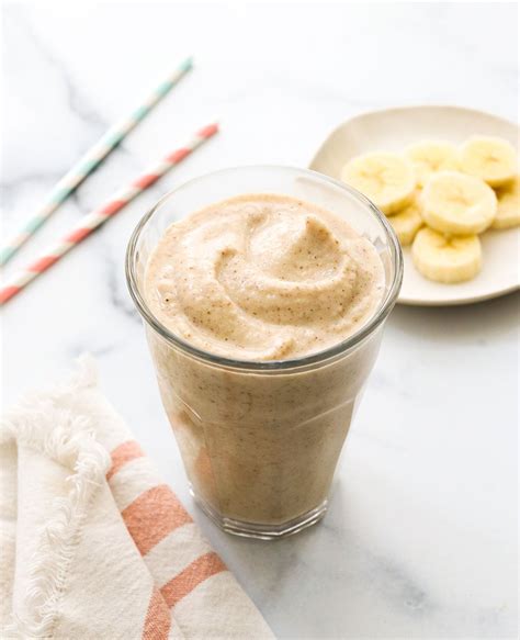 Peanut Butter Banana Smoothie Detoxinista