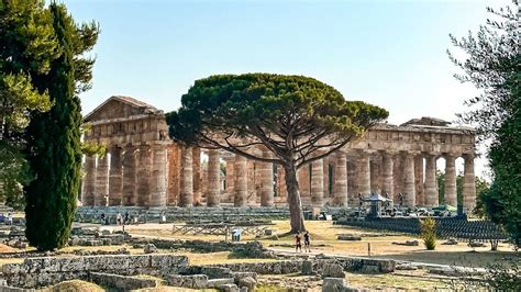 Paestum Italy Amazing Unesco Site With Ancient Greek Temples