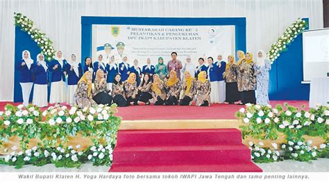 Wabup Klaten Yoga Hardaya Lantik Pengurus Dpc Iwapi Klaten